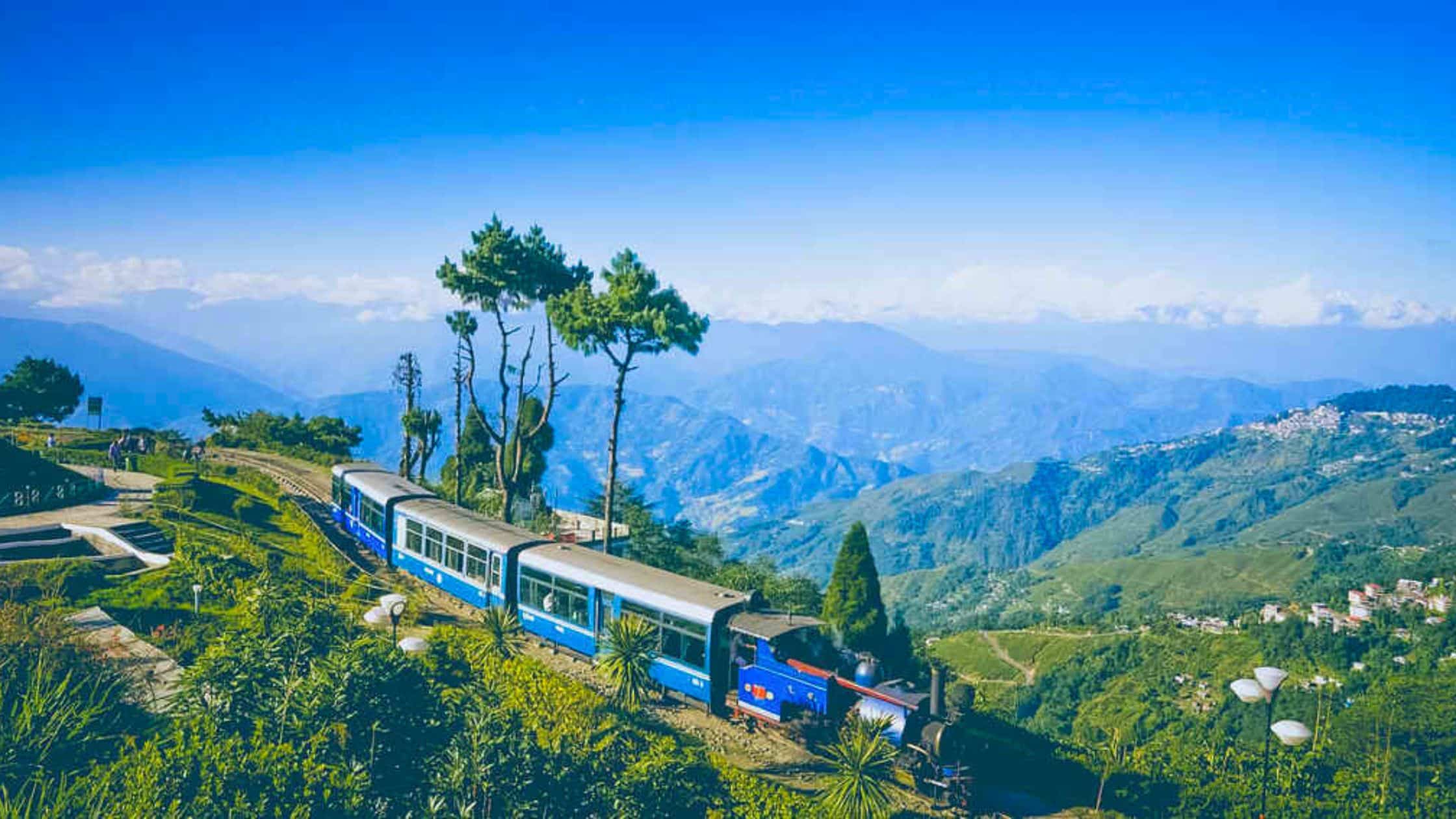 Kolkata to Darjeeling group coach service by P.B. Travels